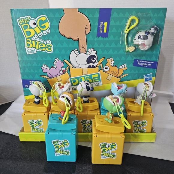 7 Little Big Bites Lot by FurReal Series 1 INCLUDES ORIGINAL DISPLAY & Toys - Picture 6 of 16
